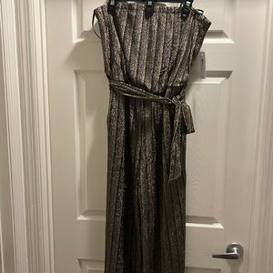 Premier Amour women strapless black and gold jumpsuit with side pockets size 14